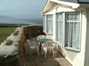  Enjoy your breakfast on the patio, with stupendous view of Hell's Mouth Bay.